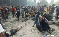 Tên lửa tự chế phát nổ tại lễ hội tên lửa ở Thái Lan, người bị thương nằm la liệt
