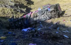Xe bus mất lái rơi xuống núi sâu ở Peru, 26 người thiệt mạng