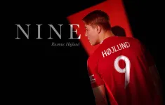 Rasmus Hojlund và áp lức đến từ chiếc áo số 9 tại Man Utd