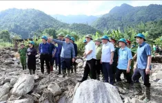 Trưởng Ban Tuyên giáo Trung ương Nguyễn Trọng Nghĩa làm việc với tỉnh Sơn La về khắc phục hậu quả thiên tai