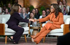 Bà Oprah Winfrey, Phó Tổng thống Kamala Harris cùng dự sự kiện tranh cử ở Michigan