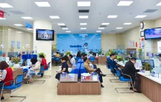 VietinBank giảm lãi suất, hỗ trợ khách hàng thiệt hại do bão Yagi