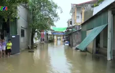 Hàng trăm ngôi nhà tại Hà Tĩnh bị ảnh hưởng bởi mưa lũ