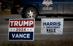 Phố Wall lo ngại về ông Trump, cảnh giác với bà Harris