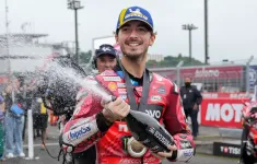 Francesco Bagnaia thắng chặng nước rút GP Nhật Bản