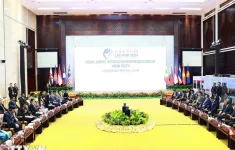 Thủ tướng dự Phiên đối thoại với đại diện AIPA, Hội đồng Tư vấn Kinh doanh ASEAN