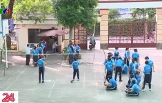 TP Hồ Chí Minh: Học sinh hoang mang trước thông tin nhà vệ sinh bị gắn camera quay lén