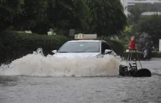 Đảo Hải Nam (Trung Quốc) hứng mưa lớn kỷ lục do bão Trami khiến 3 người thiệt mạng