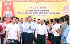 Tổng Bí thư Tô Lâm dự Ngày hội Đại đoàn kết dân tại ấp Mũi, xã Đất Mũi (Cà Mau)