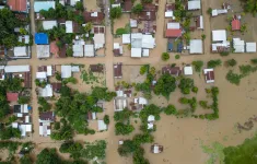 Bão Sara khiến ít nhất một người tử vong ở Honduras, di chuyển tới Mexico