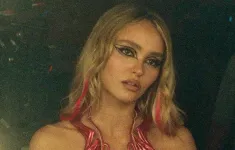 Lily-Rose Depp vẫn yêu thích The Idol bất chấp tai tiếng