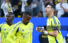 Ronaldo tỏa sáng lập cú đúp cùng Al Nassr bay cao