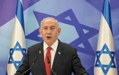 Thủ tướng Israel Netanyahu ra hầu tòa