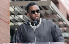 Luật sư của Sean "Diddy" Combs nghỉ việc