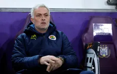 "Người đặc biệt" Mourinho bị Galatasaray khởi kiện