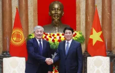 Chủ tịch nước Lương Cường tiếp Thủ tướng Kyrgyzstan