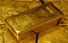 Giá vàng vượt mức 99 triệu đồng/lượng