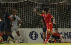 TRỰC TIẾP ĐT Việt Nam 2-0 ĐT Campuchia: Hai Long lập siêu phẩm sút phạt, Văn Vĩ nới rộng cách biệt | Hiệp 2