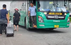 Tăng cường kiểm tra, xử lý "xe dù, bến cóc" đón trả khách sai quy định