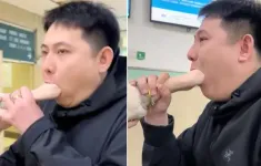 Cô gái nhập viện cấp cứu vì mắc kẹt tay trong miệng bạn trai