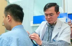 Hồi sinh lá phổi xẹp hoàn toàn do di chứng của bệnh lao phổi