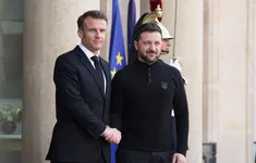 Pháp viện trợ thêm 2 tỷ Euro cho Ukraine
