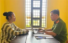 Triệt phá đường dây mại dâm trên mạng xã hội, lộ diện "má mì" điều gái vị thành niên