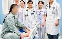 Cứu sống ca sốc phản vệ hiếm gặp nhờ ECMO lai ghép