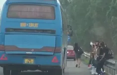 Gia tăng vi phạm dừng đón trả khách trên cao tốc