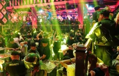 Hơn 200 cảnh sát triệt phá tụ điểm sử dụng ma túy quy mô lớn