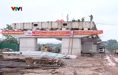 Đẩy nhanh tiến độ thi công cầu Phong Châu