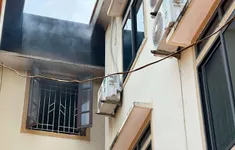 Nghệ An: Sơ tán nhiều học sinh do cháy phòng thực hành thí nghiệm