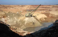 Quốc hội Ukraine phê chuẩn thỏa thuận khoáng sản với Mỹ
