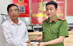 Người đàn ông mất 25 triệu đồng, được công an tìm thấy trong… thùng rác