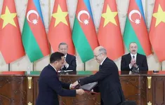 Việt Nam - Azerbaijan trao đổi nhiều văn kiện hợp tác trên các lĩnh vực