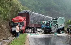 Tai nạn giữa hai xe tải, 3 người thương vong