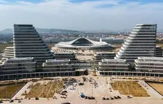 Gắn biển công trình chào mừng 70 năm Ngày giải phóng Hải Phòng