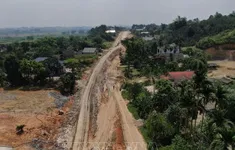Tăng tốc hoàn thành đường nối với cao tốc Nội Bài - Lào Cai trước 30/6