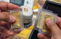 Giá vàng vượt mốc 120 triệu đồng/lượng