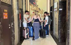 Chung cư thành khách sạn “chui”: Bùng phát mâu thuẫn ở các khu đô thị