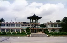 Hàn Quốc mở lại chương trình tham quan làng đình chiến Panmunjom