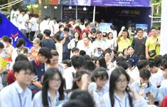 Hàng nghìn học sinh và phụ huynh dự Ngày hội khối ngành Khoa học và Công nghệ 2025