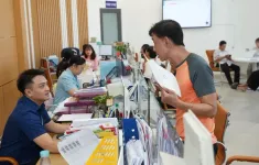 Bộ Chính trị, Ban Bí thư yêu cầu kiên quyết xử lý sai phạm trong công tác tổ chức cán bộ khi thực hiện sắp xếp