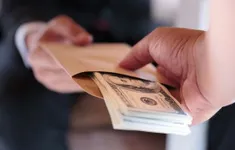 3 cựu cán bộ công an ở TP Hồ Chí Minh bị truy tố vì nhận hối lộ