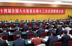 Trung Quốc yêu cầu quan chức kiềm chế chi tiêu cho rượu và thuốc lá