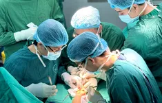 Bảo tồn bàn tay cho bệnh nhân ung thư mô liên kết hiếm gặp