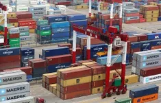Căng thẳng thuế quan “phủ bóng” lên các cảng biển