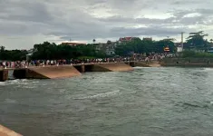Tìm thấy nạn nhân cuối cùng vụ 7 học sinh bị lũ cuốn ở Quảng Ninh