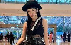 Diva Hồng Nhung trông khác lạ, B Trần bên "người tình màn ảnh" mới