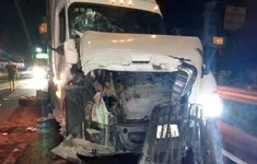 Tai nạn liên hoàn giữa 3 ô tô trên Quốc lộ 5, giao thông ùn tắc
